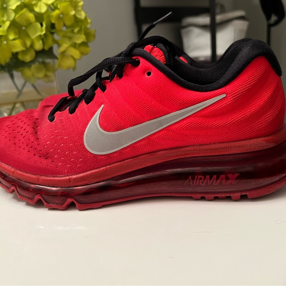 All Red Nike AirMax 2017. Size :6Y